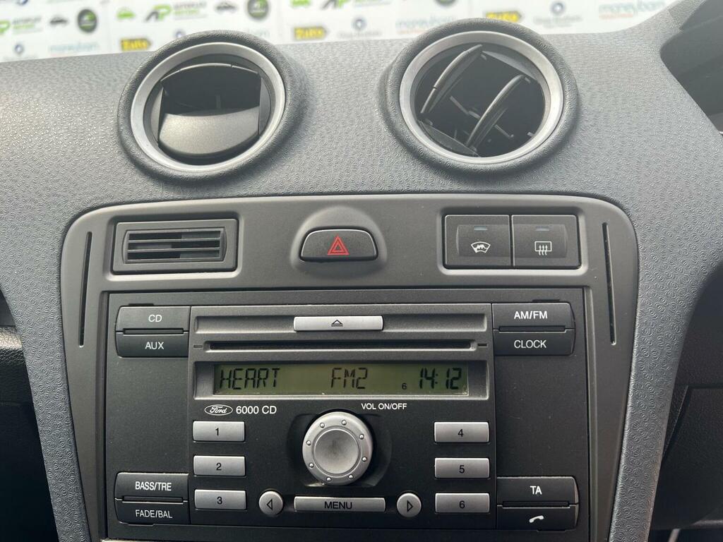 Ford Fusion 1.4 Zetec Black #21