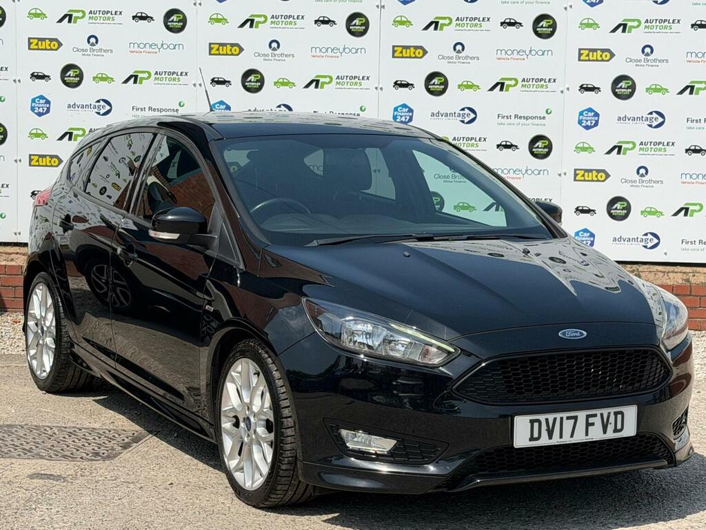 Ford Focus Hatchback 1.5 Tdci St-line Euro 6 Ss 2017 Black #2