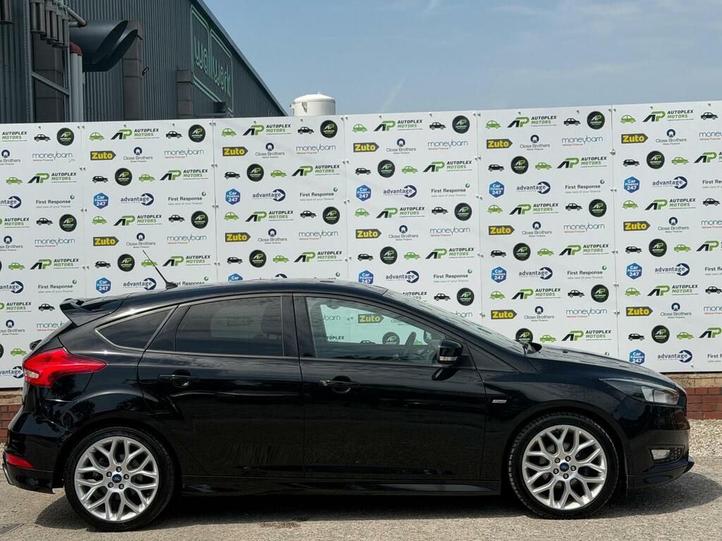 Ford Focus Hatchback 1.5 Tdci St-line Euro 6 Ss 2017 Black #6