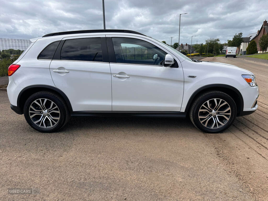 Mitsubishi ASX 2.0 Exceed White #9