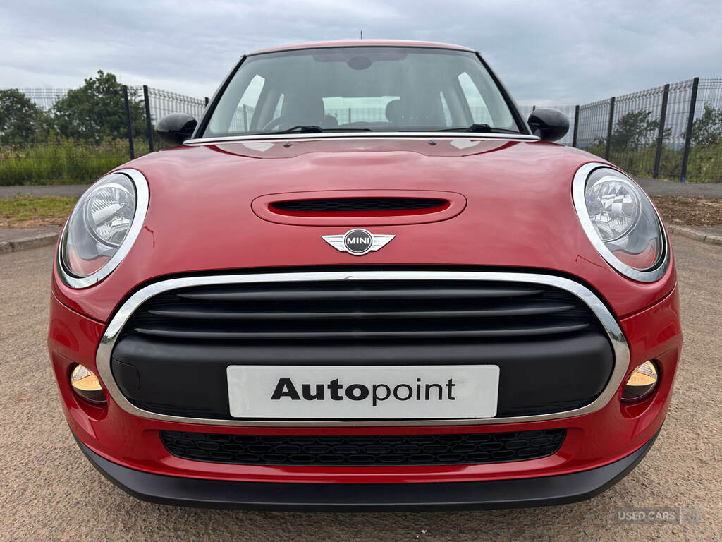 Mini Hatch 1.2 One Red #3