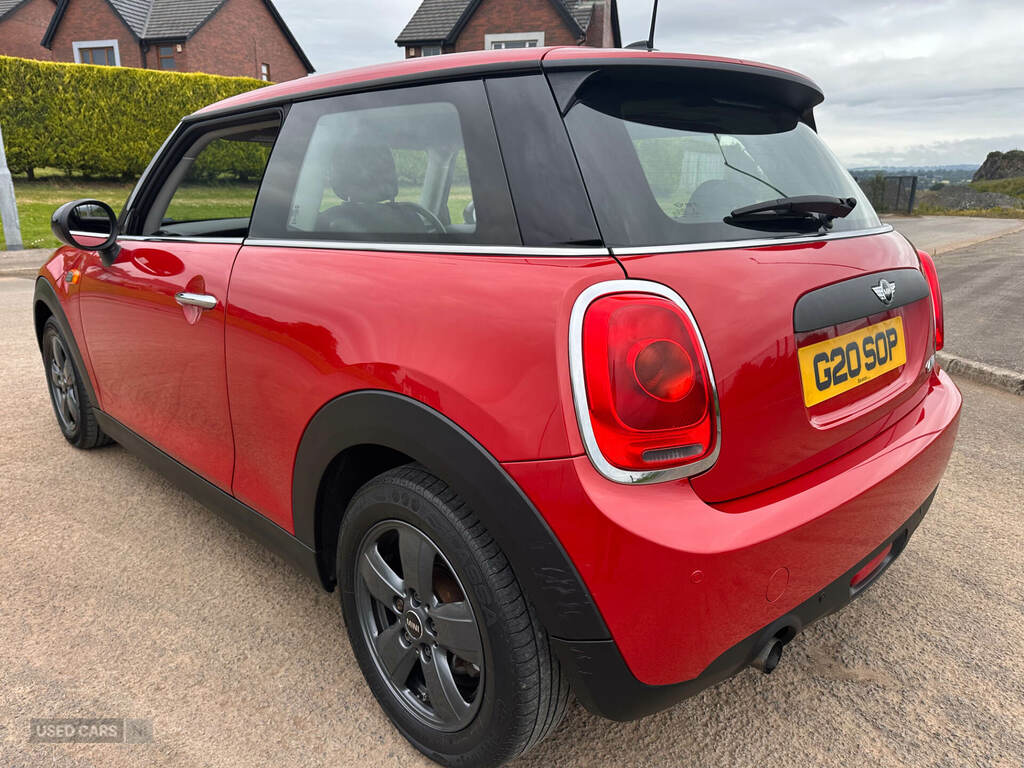 Mini Hatch 1.2 One Red #6