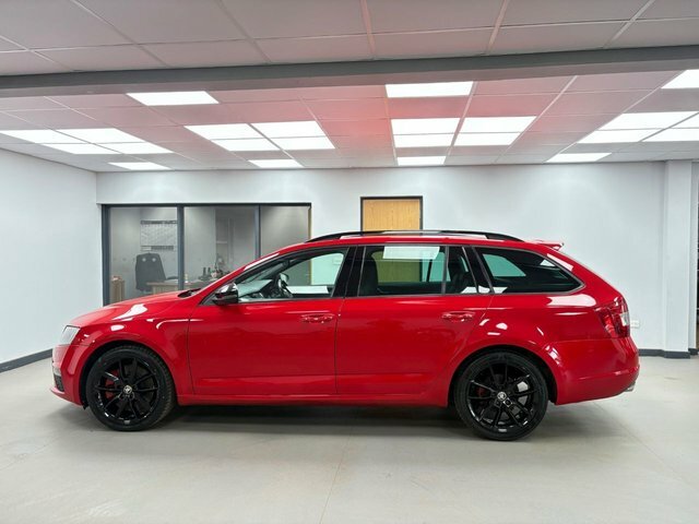 Skoda Octavia 2.0 Tdi Vrs Estate Euro 5 Ss Red #4