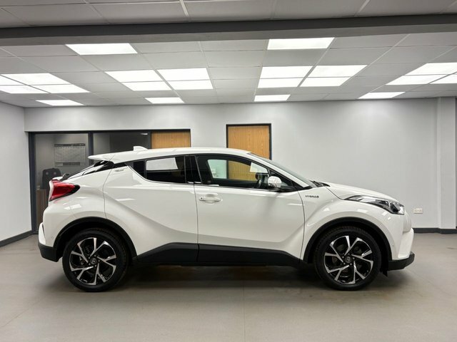 Toyota C-Hr 1.8 Vvt-h Design Suv Hybrid Cvt Euro 6 White #3
