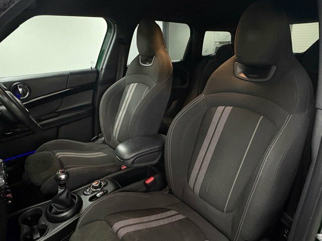 Mini Countryman John Cooper Works All4 White #9