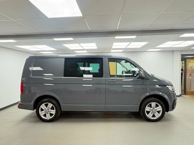 Volkswagen Transporter 2.0 Tdi T32 Highline Kombi Double Cab M Grey #3
