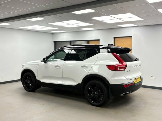 Volvo XC40 2.0 D3 R-design Suv Awd Euro 6 S White #5
