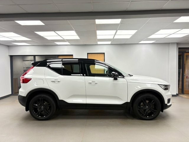Volvo XC40 2.0 D3 R-design Suv Awd Euro 6 S White #3