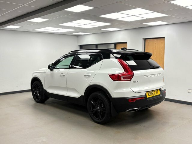 Volvo XC40 2.0 D3 R-design Suv Awd Euro 6 S White #6