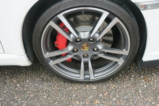 Porsche 911 3.6 Carrera 2 Coupe Silver #10