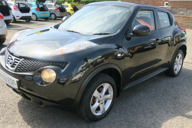 Nissan Juke 2013 1.6 Visia Suv Euro 5 94 Ps Black #4