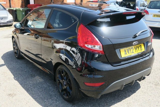 Ford Fiesta 2012 1.6 Metal Hatchback 139 G Black #3