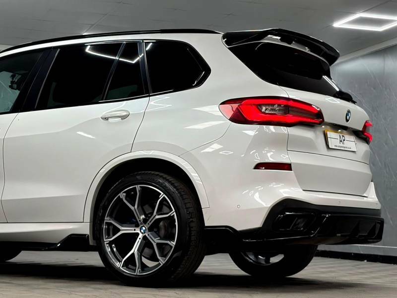 BMW X5 Xdrive30d M Sport White #6