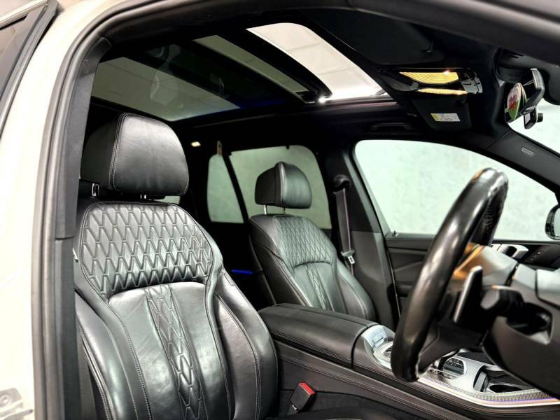 BMW X5 Xdrive30d M Sport White #5