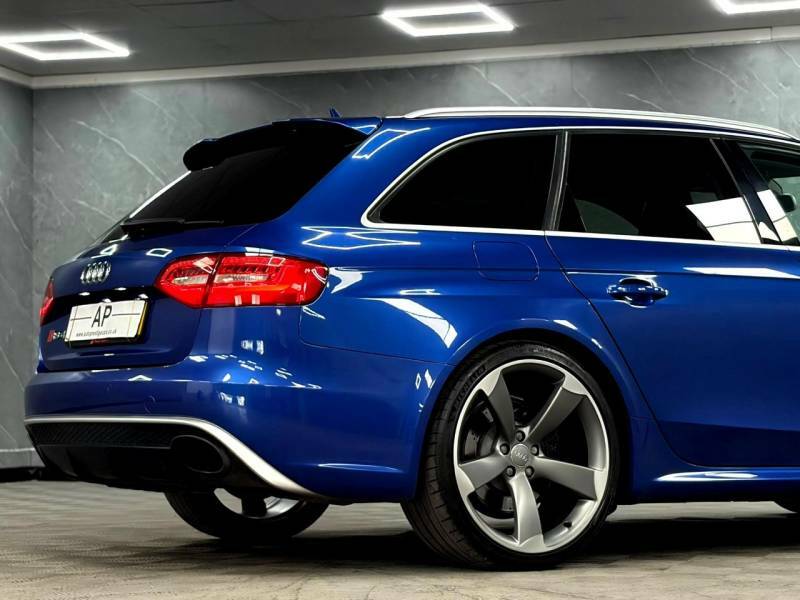Audi RS4 Estate 4.2 Fsi V8 Quattro 201464 Black #17