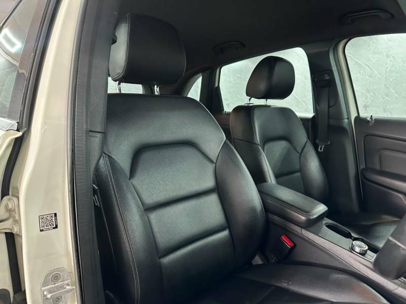 Mercedes-Benz B Class Mpv B220 Black #23