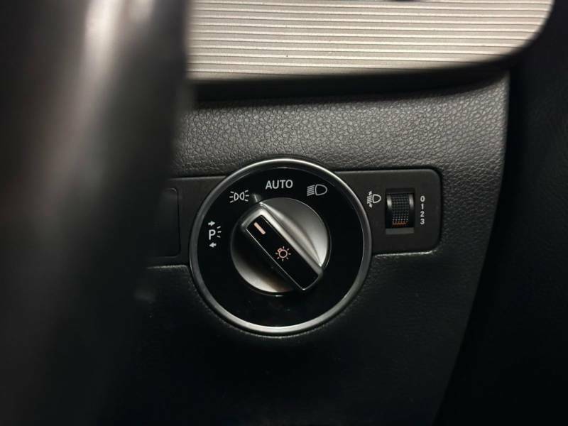 Mercedes-Benz B Class Mpv B220 Black #16