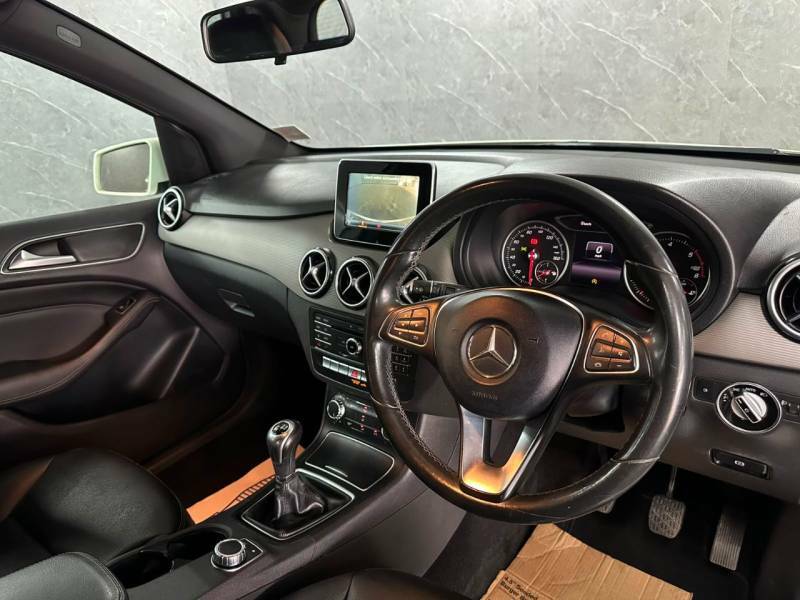 Mercedes-Benz B Class Mpv B220 Black #14