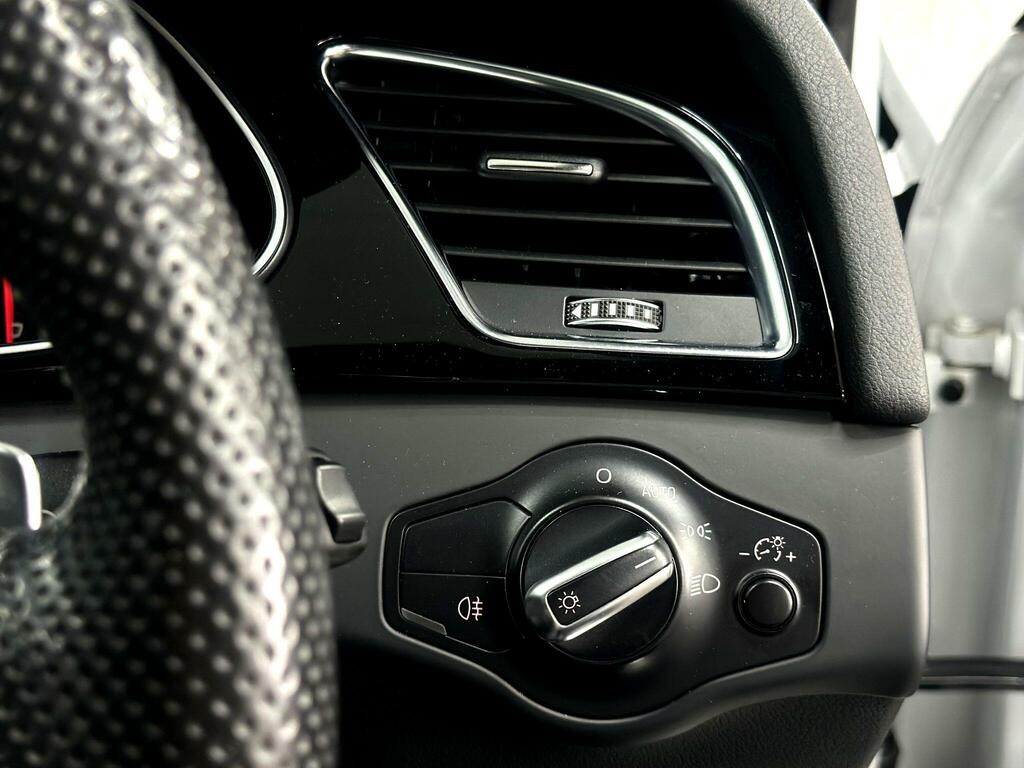 Audi RS4 Avant Rs4 Avant 4.2 Fsi V8 Quattro 5-Door White #48