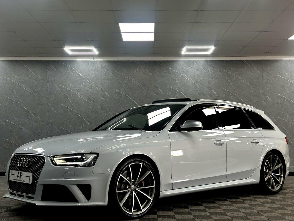 Audi RS4 Avant Rs4 Avant 4.2 Fsi V8 Quattro 5-Door White #21