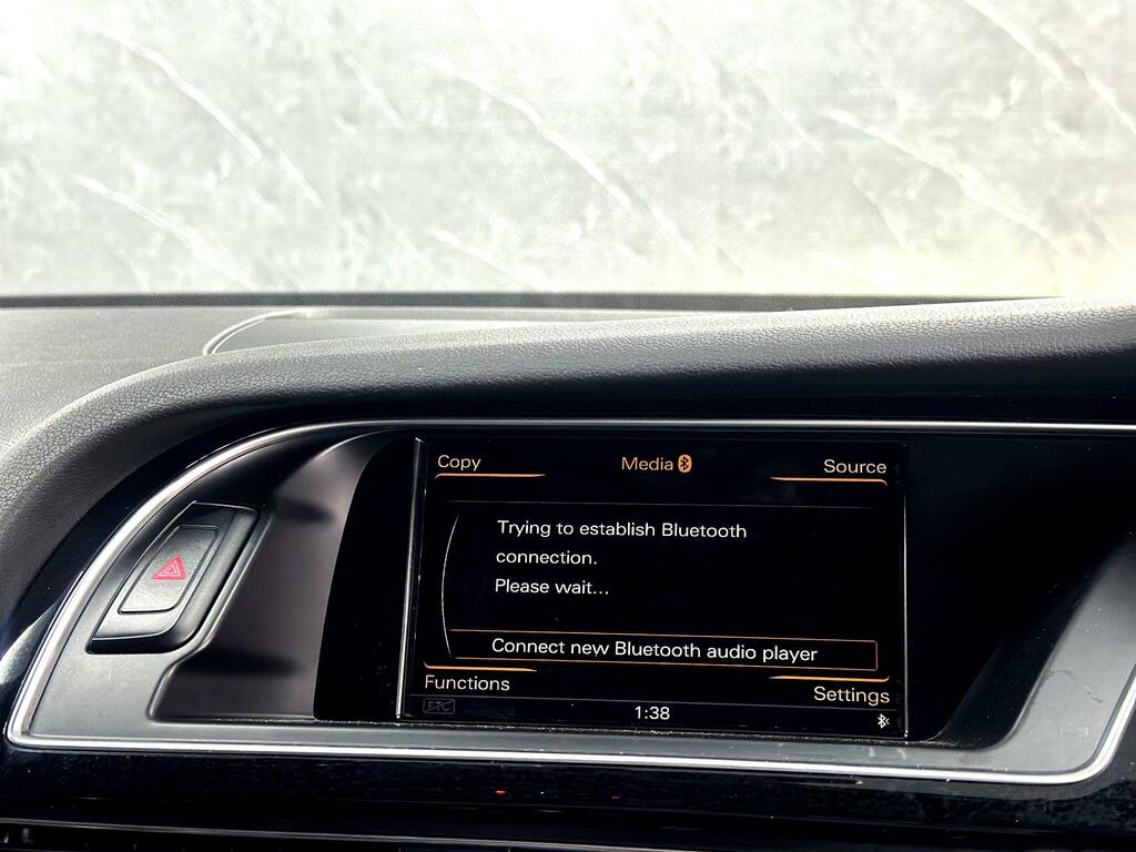 Audi RS4 Avant Rs4 Avant 4.2 Fsi V8 Quattro 5-Door White #45