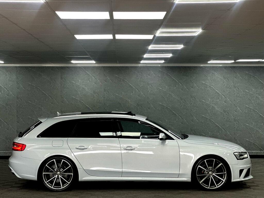 Audi RS4 Avant Rs4 Avant 4.2 Fsi V8 Quattro 5-Door White #33