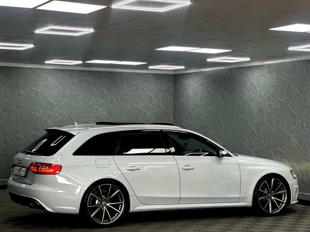 Audi RS4 Avant Rs4 Avant 4.2 Fsi V8 Quattro 5-Door White #32