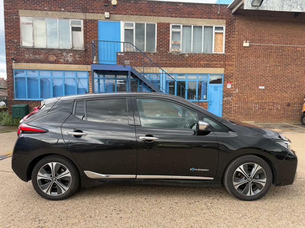 Nissan Leaf Leaf Acenta White #8