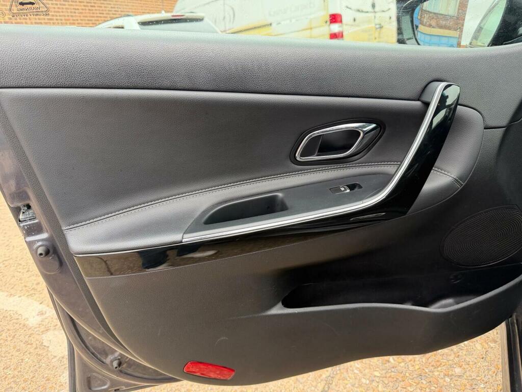 Kia Ceed White #32