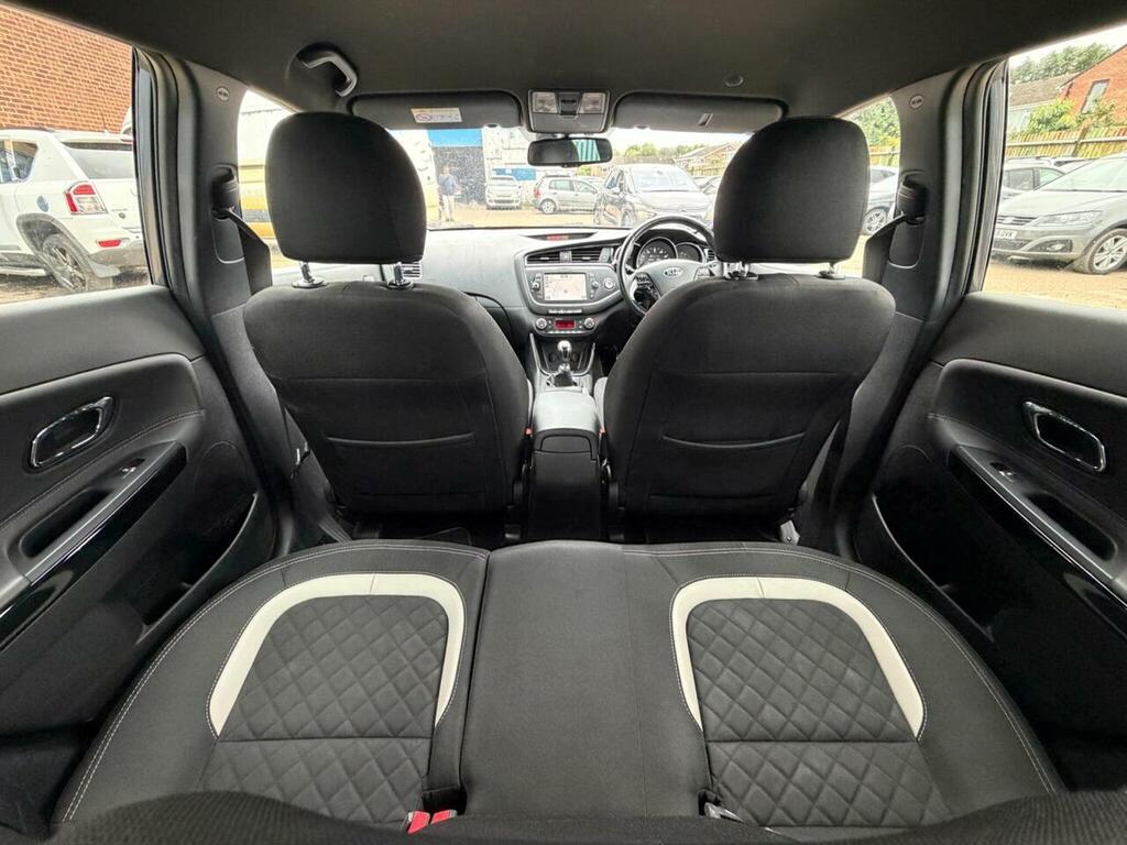 Kia Ceed White #12