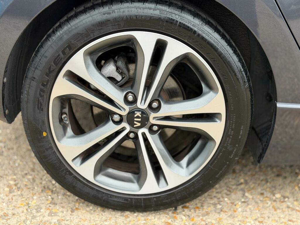 Kia Ceed White #49