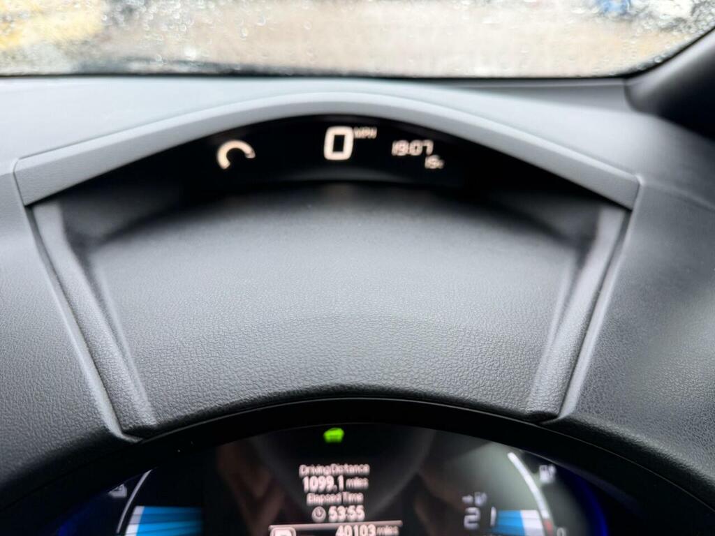 Nissan Leaf Acenta Red #45