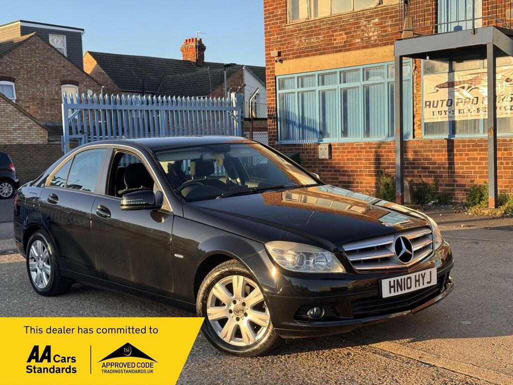 Mercedes-Benz C Class 1.8 C180 Blueefficiency Executive Se Saloon Pe Black