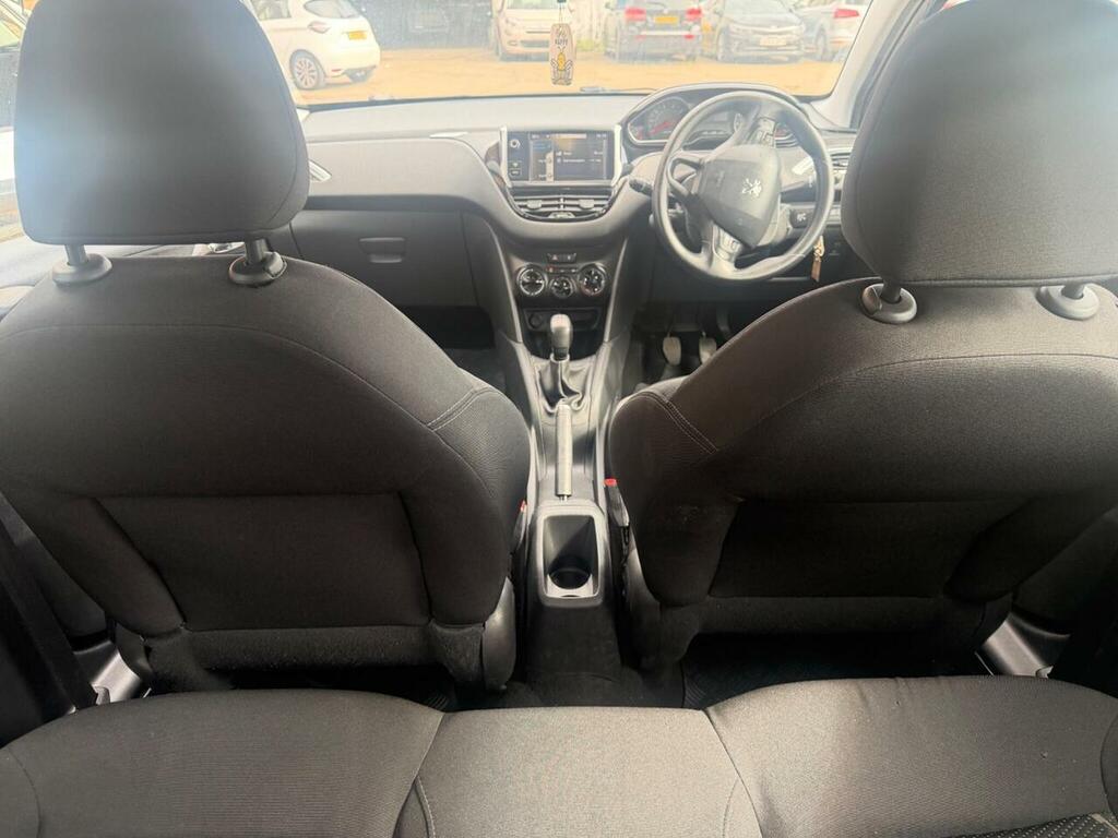 Peugeot 208 Intuitive Silver #12