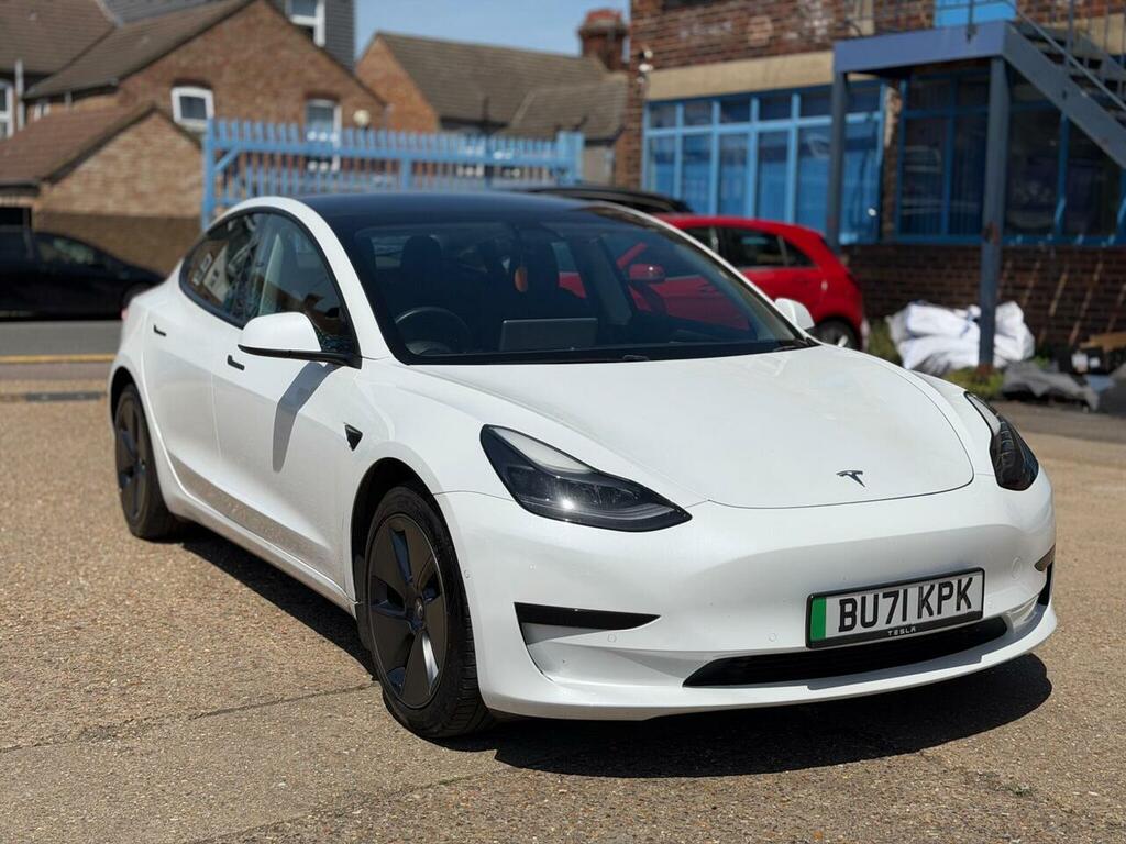 Tesla Model 3 Standard Range Plus Saloon Rwd White #2