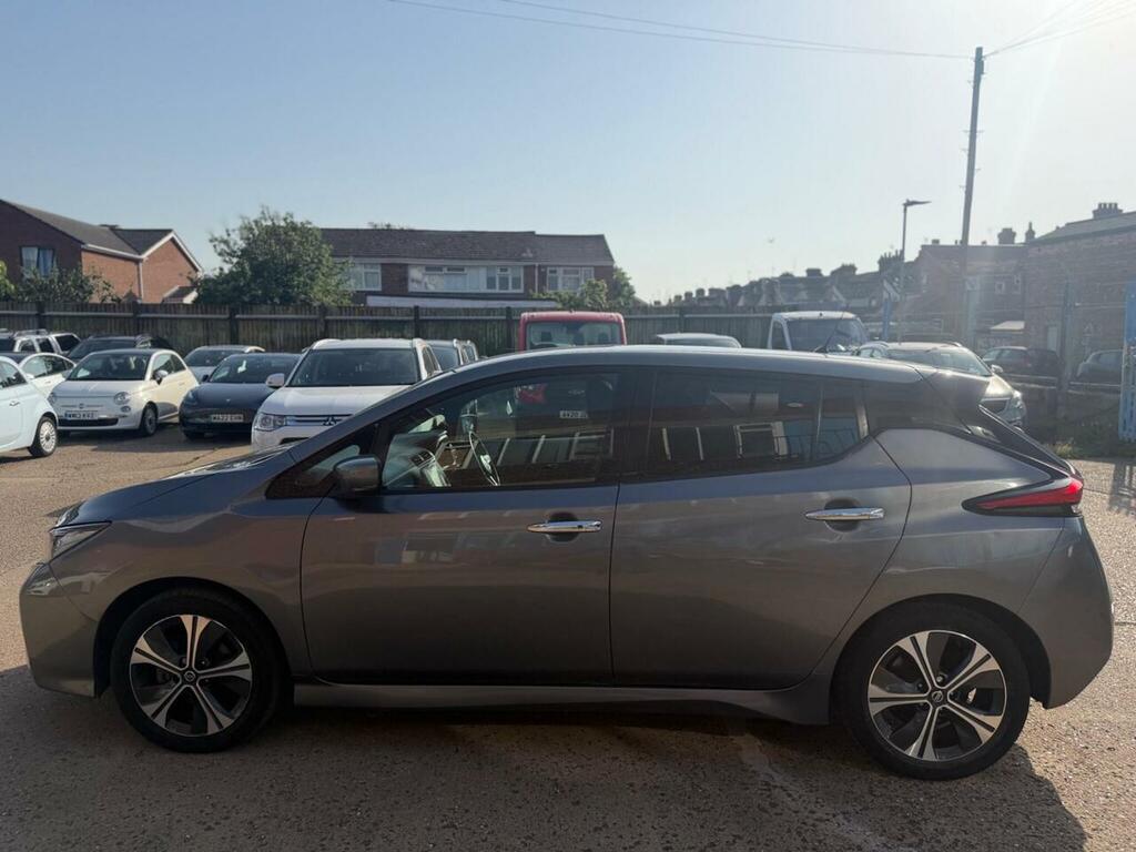 Nissan Leaf 110Kw Acenta 40Kwh Red #8