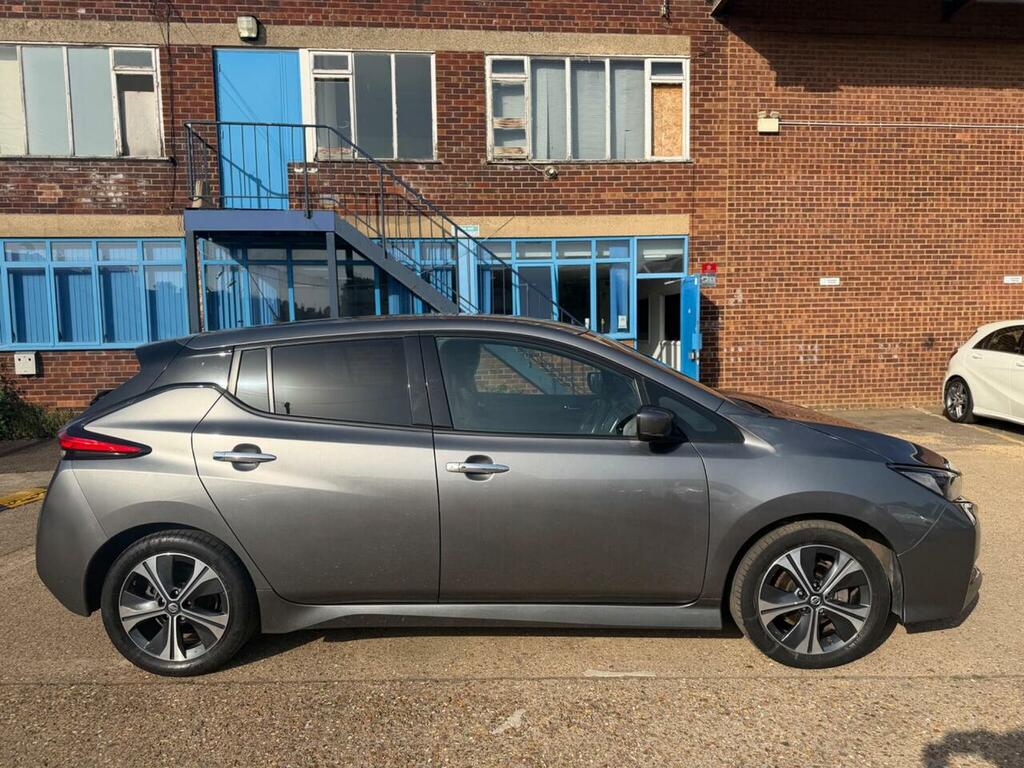 Nissan Leaf 110Kw Acenta 40Kwh Red #9