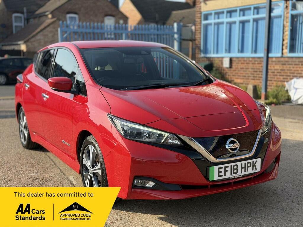 Nissan Leaf 40Kwh N-connecta Red