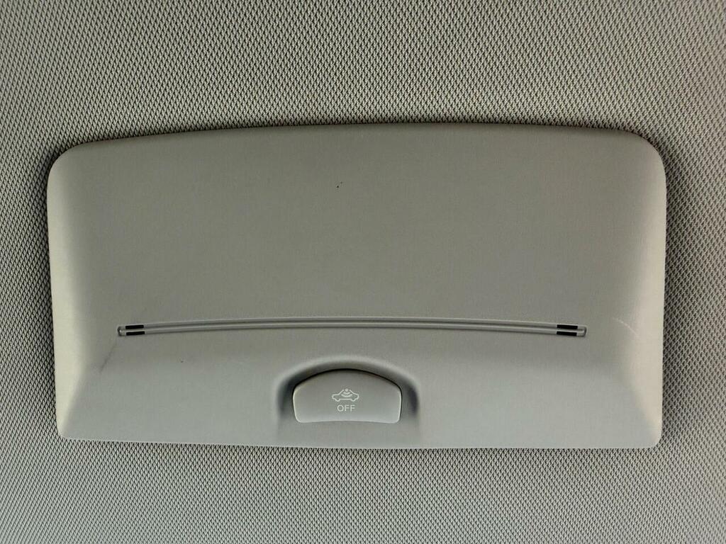 Nissan Leaf E 110Kw N-connecta 40Kwh Battery White #42
