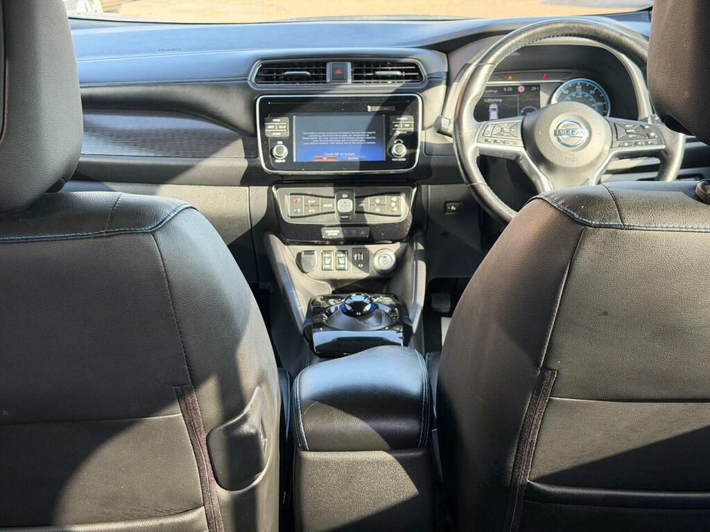 Nissan Leaf E 110Kw N-connecta 40Kwh Battery White #22