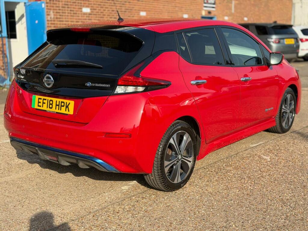 Nissan Leaf 40Kwh N-connecta Red #4