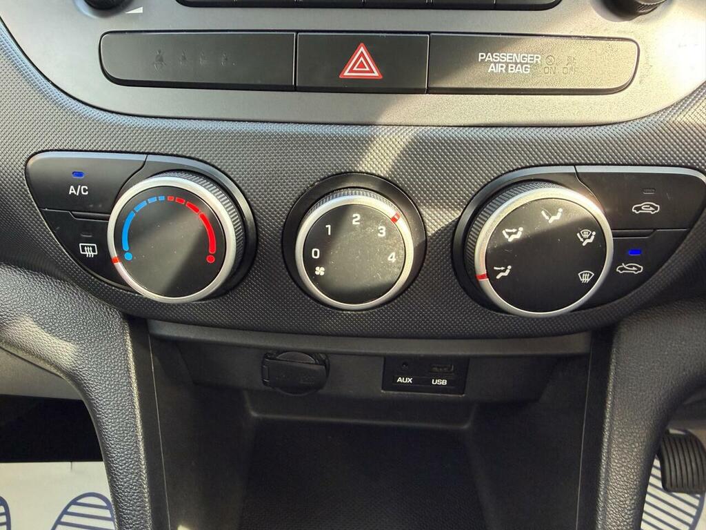 Hyundai I10 I10 Premium Se Red #38