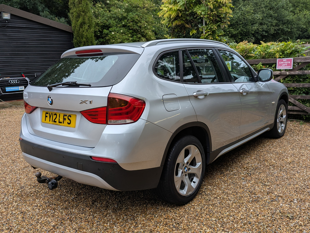 BMW X1 Xdrive 20D Se Blue #9