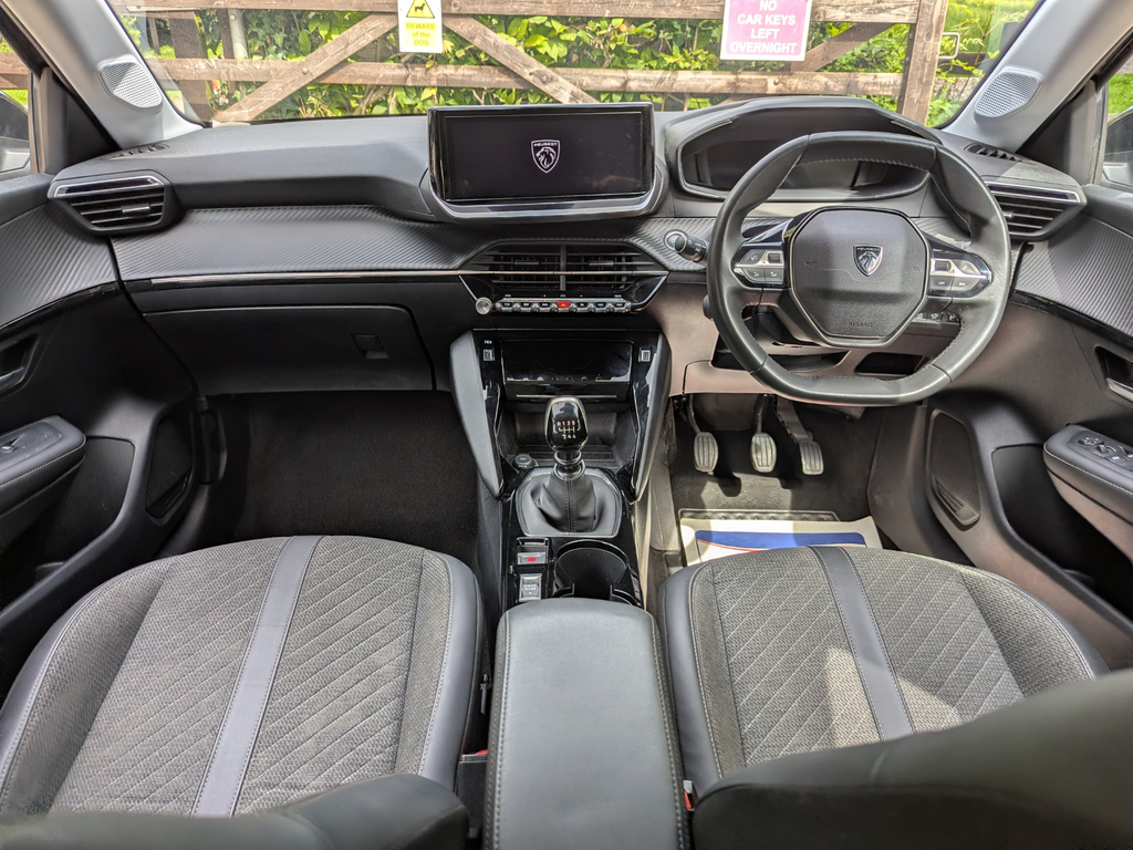 Peugeot 208 Puretech Allure Ss  #4