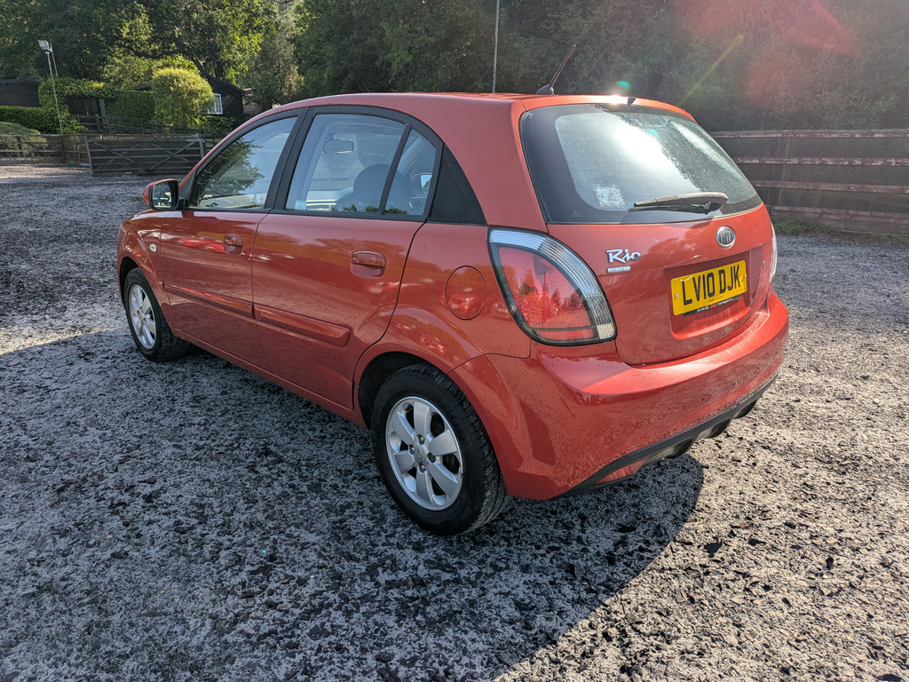 Kia RIO 1.5 Crdi Domino White #8
