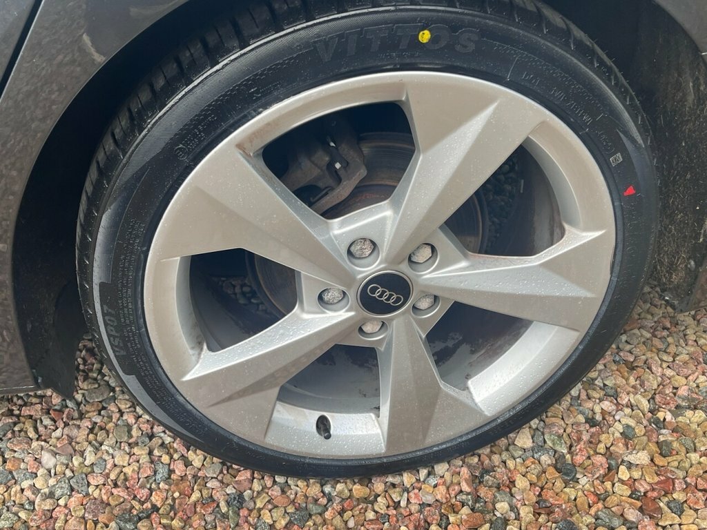 Audi A3 1L S Line HJ22ULH Grey #4