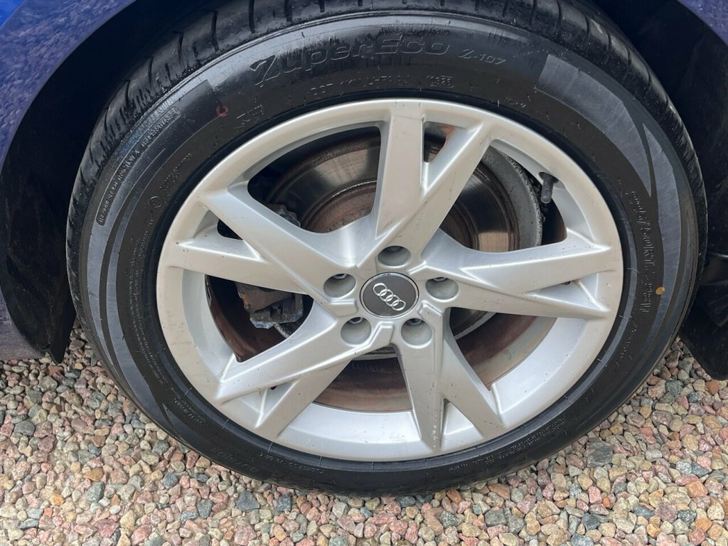 Audi A4 Avant 2L Sport Blue #3