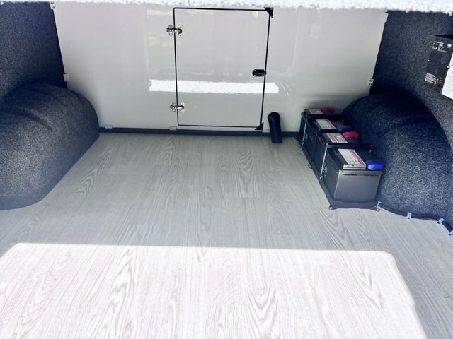 Volkswagen Campervan 2L Startline White #32