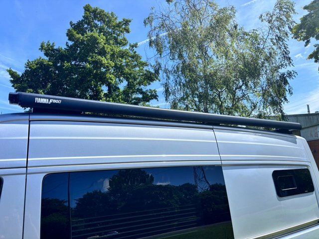Volkswagen Campervan 2L Startline White #33