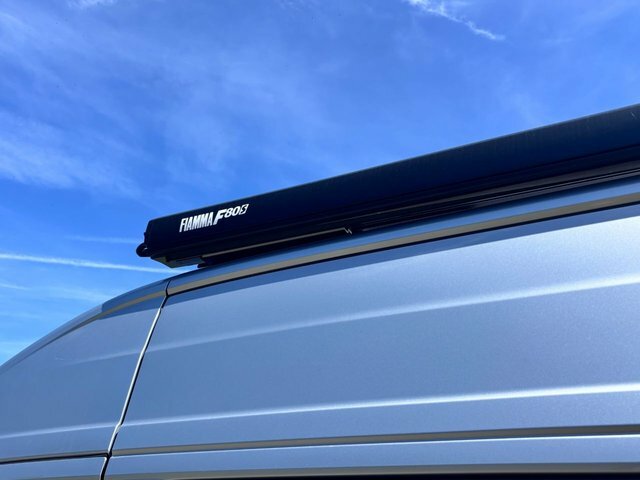 Volkswagen Campervan 2L Startline White #34